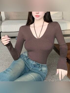 Ribbed V Neck Sweater